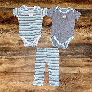 NWOT - 3 piece burt’s bees baby bodysuit onesies outfits - size 3-6 months